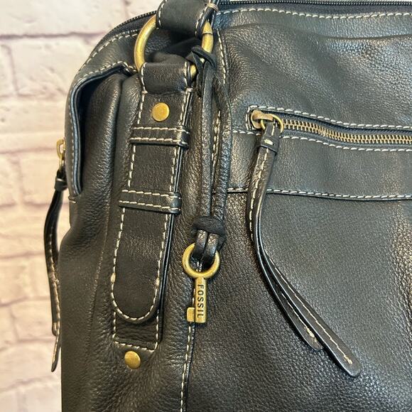 Fossil Black Shoulder Bag with contrasting stitching Western Bohemian Like New - Picture 2 of 9